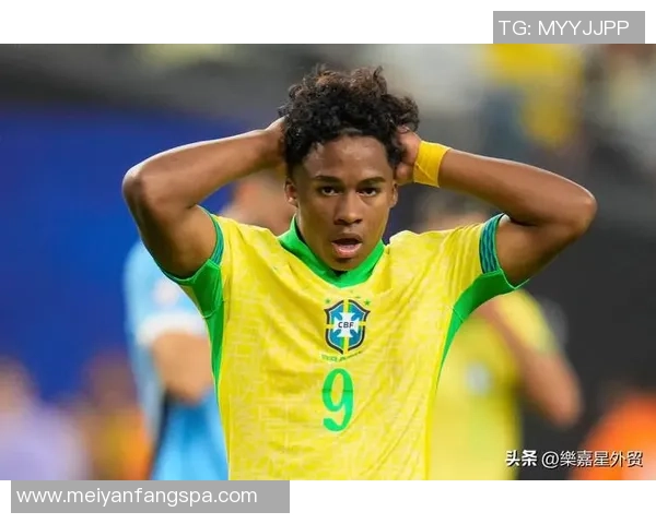 2025年世界足球最顶级球星排名前十：超越传奇的球场巨星解析