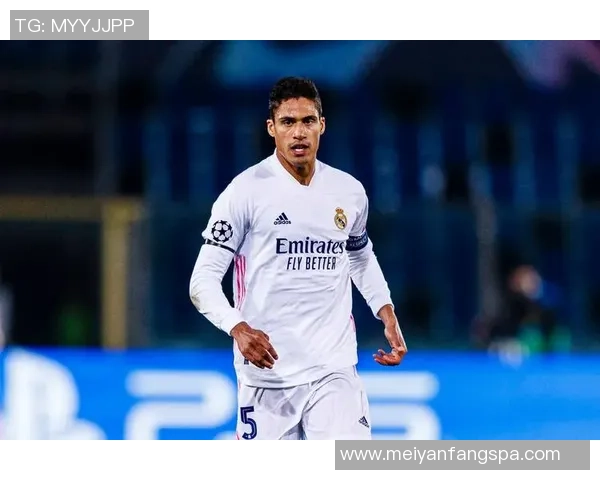 2025年度全球十大足球球星排名盘点 哪些球员上榜引发热议