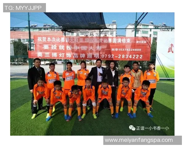 以中国足球球星之歌展现绿茵激情与荣耀梦想的辉煌篇章 以中国足球球星之歌展现绿茵激情与荣耀梦想的辉煌篇章