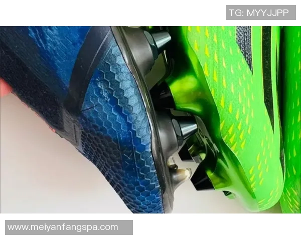 球星穿足球鞋选择什么样的钉？解析不同钉型对比赛表现的影响